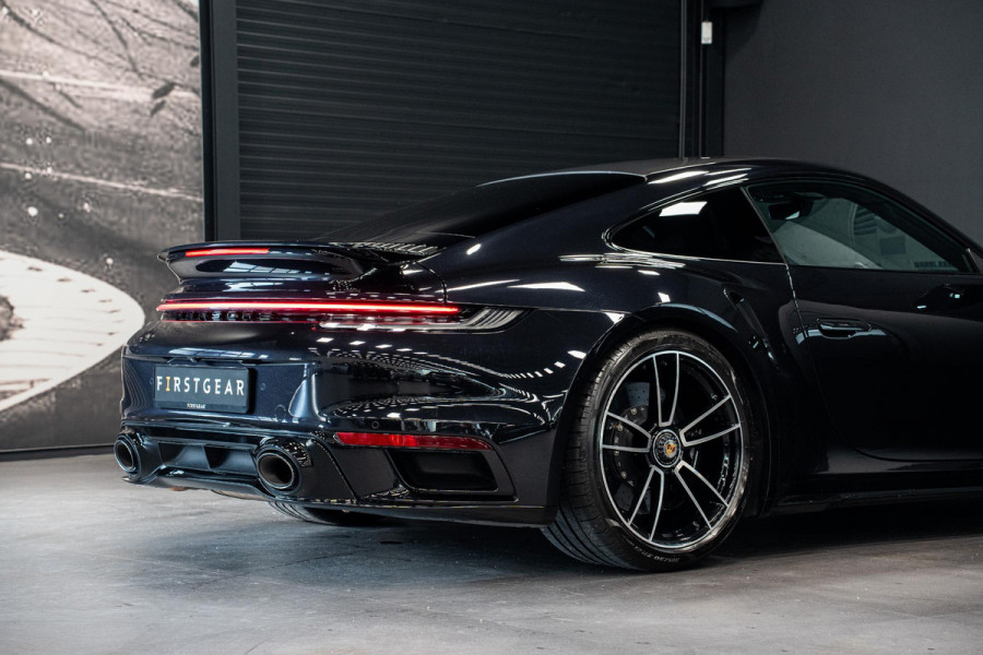 Porsche 911 3.8 Turbo S *Keramisch / Burmester / Lift-Systeem / Carbon / Stoelventilatie / Nachtzicht / Vierwielbesturing*