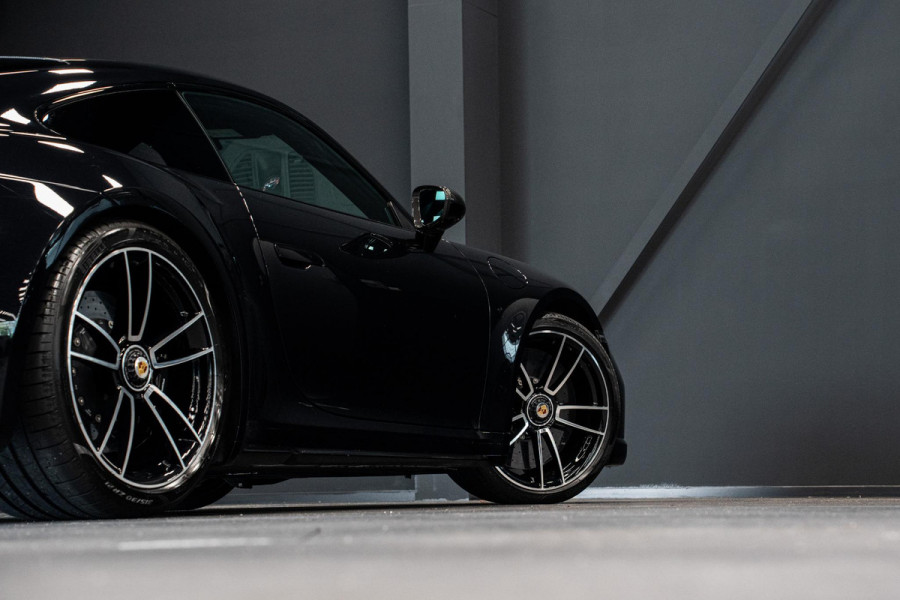 Porsche 911 3.8 Turbo S *Keramisch / Burmester / Lift-Systeem / Carbon / Stoelventilatie / Nachtzicht / Vierwielbesturing*