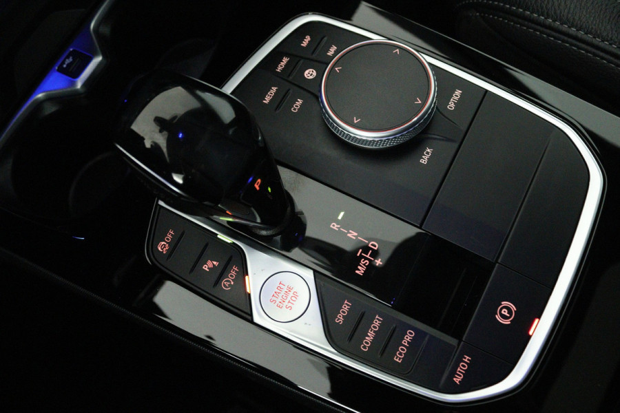 BMW 2 Serie Gran Coupé 218i High Executive Edition (PANORAMADAK, SFEERVERLICHTING. STOELVERWARMING, DEALER ONDERHOUDEN)