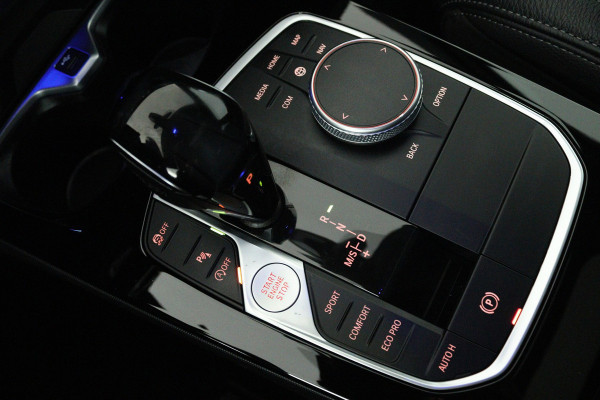 BMW 2 Serie Gran Coupé 218i High Executive Edition (PANORAMADAK, SFEERVERLICHTING. STOELVERWARMING, DEALER ONDERHOUDEN)