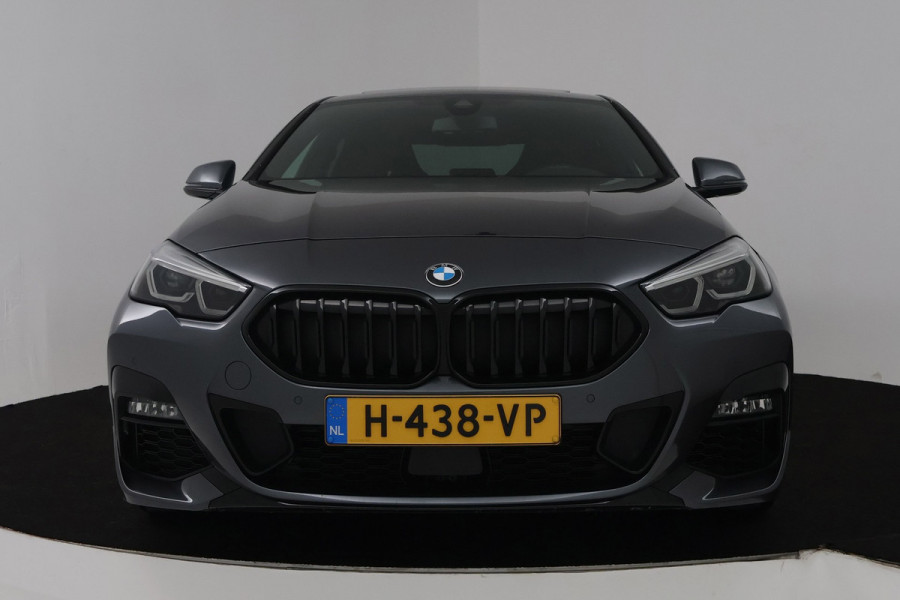 BMW 2 Serie Gran Coupé 218i High Executive Edition (PANORAMADAK, SFEERVERLICHTING. STOELVERWARMING, DEALER ONDERHOUDEN)