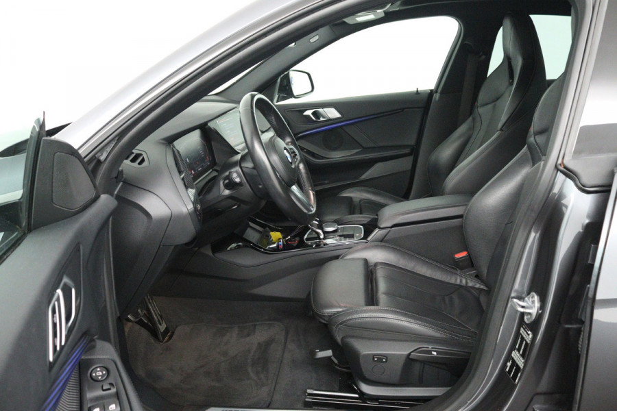 BMW 2 Serie Gran Coupé 218i High Executive Edition (PANORAMADAK, SFEERVERLICHTING. STOELVERWARMING, DEALER ONDERHOUDEN)