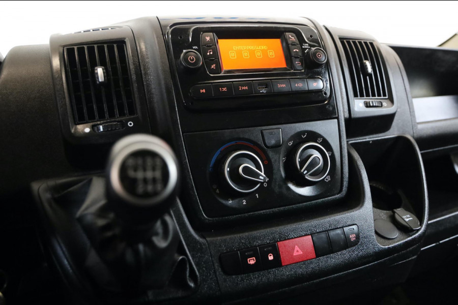 Citroën Jumper 2.2 BlueHDi ZWART 120PK BJ 2024 L2/H1 TREKHAAK AIRCO CAMERA CRUISE CONTROL LEASE V/A €99,- p.m. INRUIL MOGELIJK