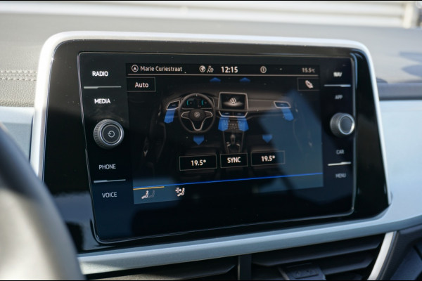 Volkswagen T-Roc 115PK Life Edition ALLSEASONS | STOELVERWARMING | PARK.SENS