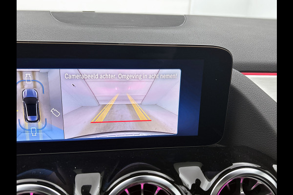 Mercedes-Benz GLA 250 e Business Solution AMG | AMG Line Plus pakket | Head-up display | Panoramaschuifdak | 360° camera | 20 inch AMG velgen | memorypakket | MULTIBEAM LED | Augmented Reality navigatie |