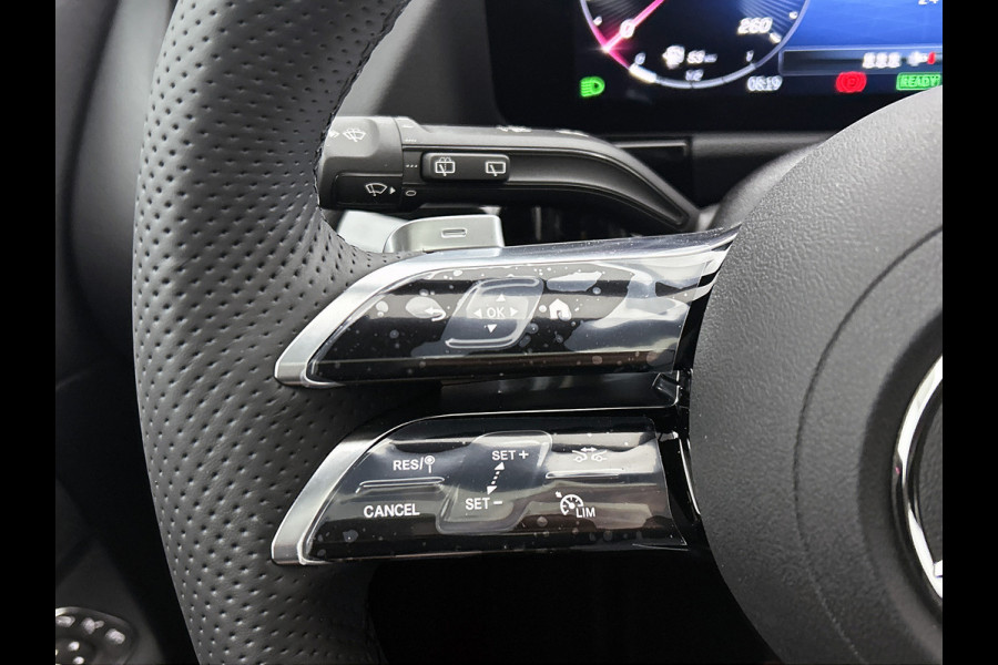 Mercedes-Benz GLA 250 e Business Solution AMG | AMG Line Plus pakket | Head-up display | Panoramaschuifdak | 360° camera | 20 inch AMG velgen | memorypakket | MULTIBEAM LED | Augmented Reality navigatie |