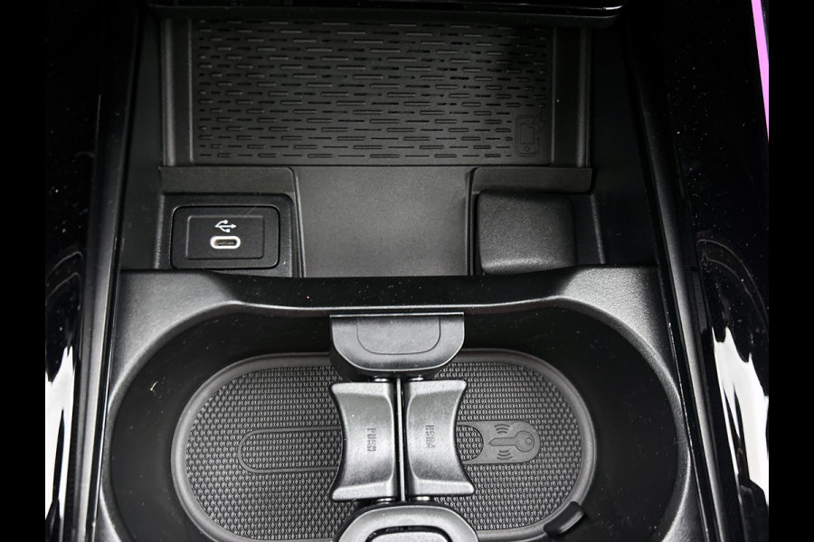 Mercedes-Benz GLA 250 e Business Solution AMG | AMG Line Plus pakket | Head-up display | Panoramaschuifdak | 360° camera | 20 inch AMG velgen | memorypakket | MULTIBEAM LED | Augmented Reality navigatie |