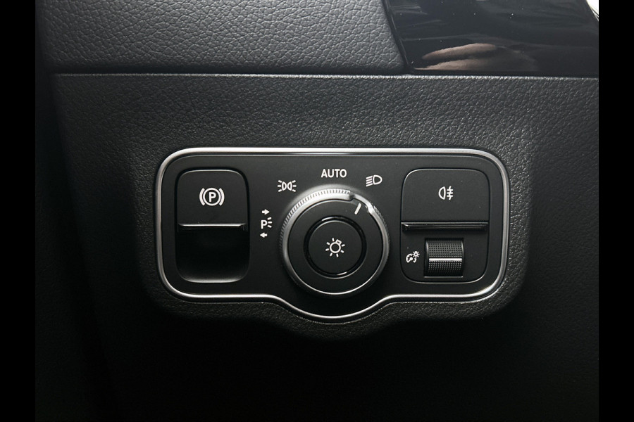 Mercedes-Benz GLA 250 e Business Solution AMG | AMG Line Plus pakket | Head-up display | Panoramaschuifdak | 360° camera | 20 inch AMG velgen | memorypakket | MULTIBEAM LED | Augmented Reality navigatie |