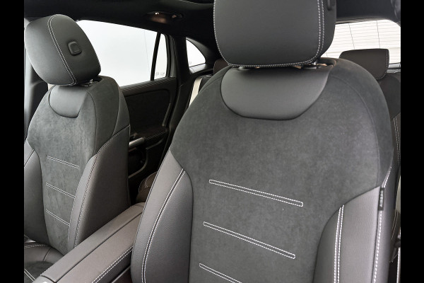 Mercedes-Benz GLA 250 e Business Solution AMG | AMG Line Plus pakket | Head-up display | Panoramaschuifdak | 360° camera | 20 inch AMG velgen | memorypakket | MULTIBEAM LED | Augmented Reality navigatie |