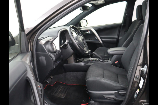 Toyota RAV4 2.5 Hybrid Black Edition | Schuifdak | Trekhaak | Adaptive cruise | Camera | Navigatie | Climate control | Bluetooth | 18'' | Getint glas