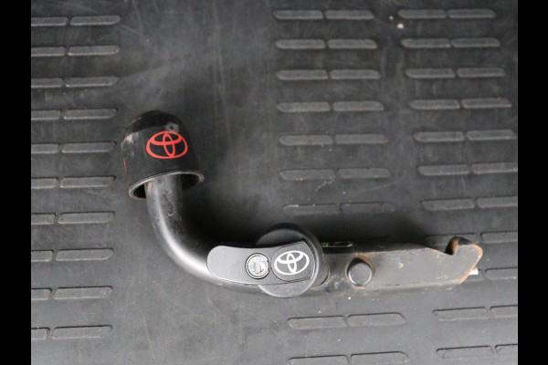 Toyota RAV4 2.5 Hybrid Black Edition | Schuifdak | Trekhaak | Adaptive cruise | Camera | Navigatie | Climate control | Bluetooth | 18'' | Getint glas