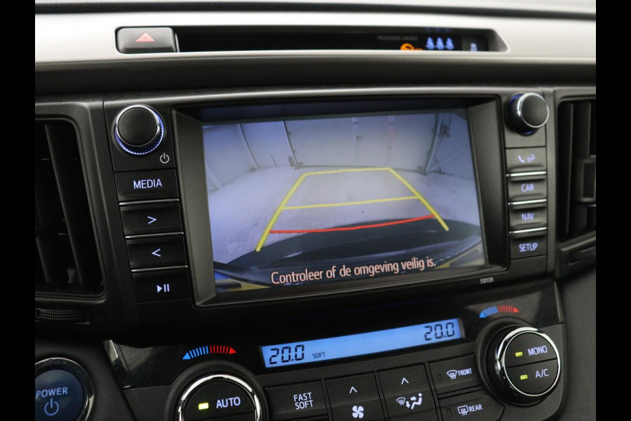 Toyota RAV4 2.5 Hybrid Black Edition | Schuifdak | Trekhaak | Adaptive cruise | Camera | Navigatie | Climate control | Bluetooth | 18'' | Getint glas