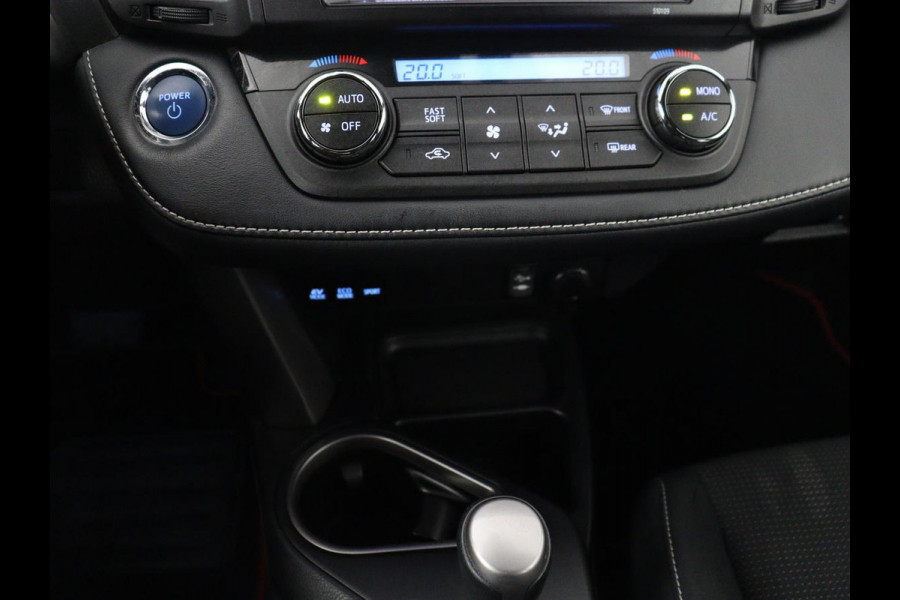 Toyota RAV4 2.5 Hybrid Black Edition | Schuifdak | Trekhaak | Adaptive cruise | Camera | Navigatie | Climate control | Bluetooth | 18'' | Getint glas