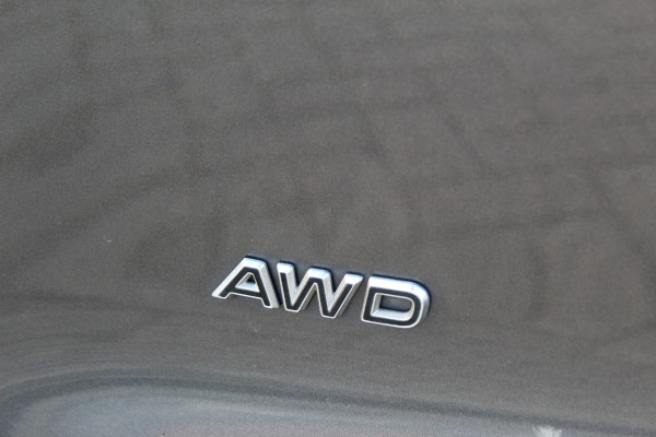 Ford Kuga 1.5 EcoBoost ST Line , 180pk , AWD , 1800kg Trekgewicht Climate control , Navigatie , Camera , Trekhaak Panorama/schuif kantel dak , Dealeronderhouden