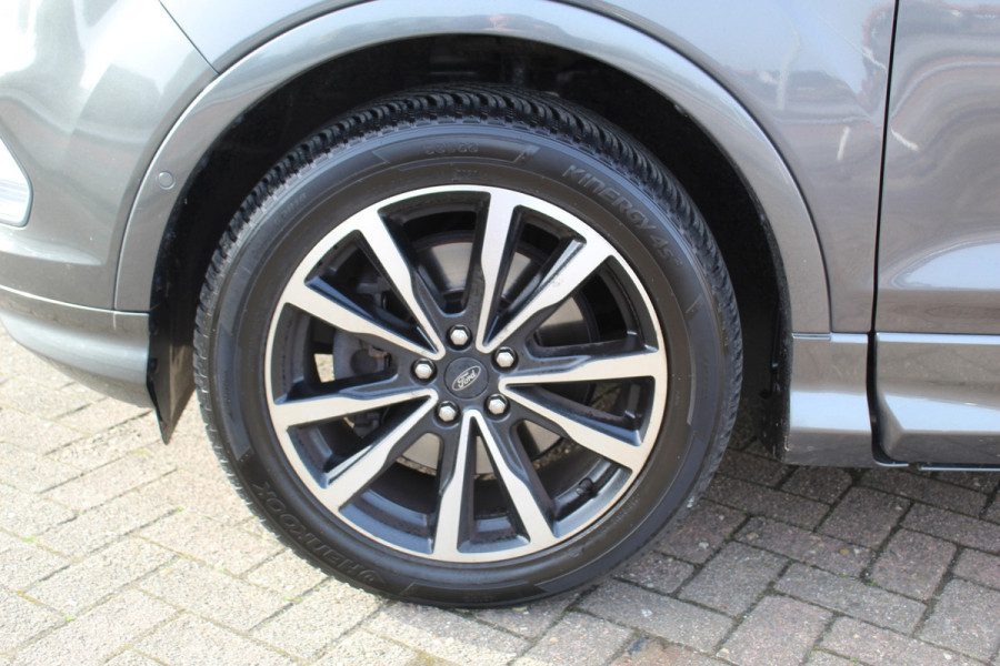 Ford Kuga 1.5 EcoBoost ST Line , 180pk , AWD , 1800kg Trekgewicht Climate control , Navigatie , Camera , Trekhaak Panorama/schuif kantel dak , Dealeronderhouden