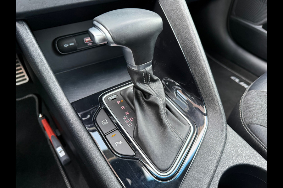Kia Niro 1.6 GDi Hybrid DynamicPlusLine - Navi - Winterpakket - Camera - Climate - Org.NL