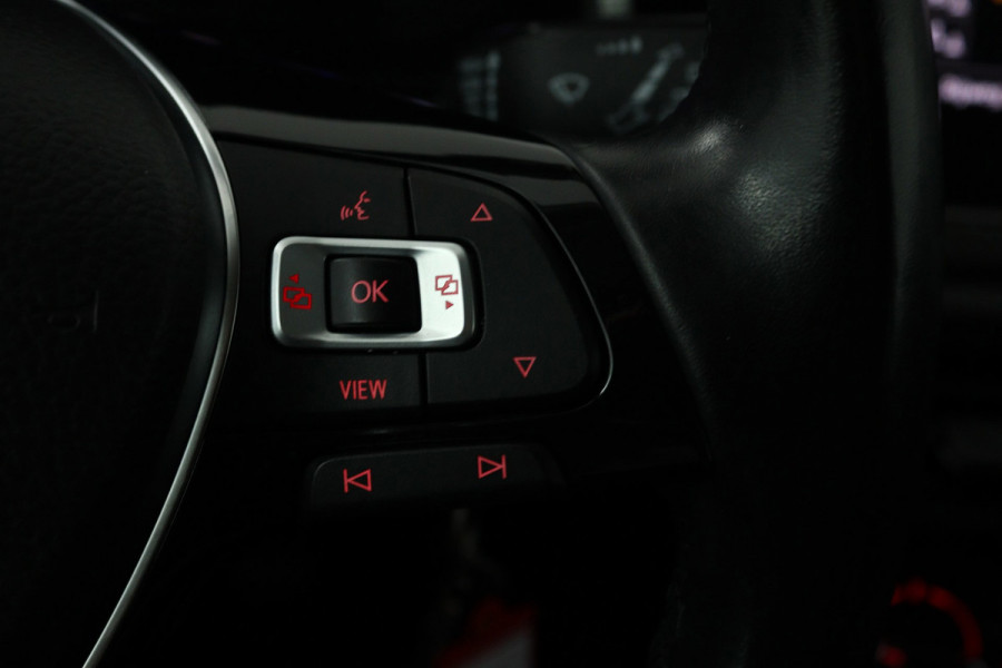 Volkswagen Polo 1.0 TSI Comfortline (NAVIGATIE, DIGITALE COCKPIT, CRUISE CONTROL ADAPTIEF, PARKEERSENSOREN)