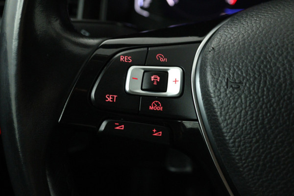 Volkswagen Polo 1.0 TSI Comfortline (NAVIGATIE, DIGITALE COCKPIT, CRUISE CONTROL ADAPTIEF, PARKEERSENSOREN)
