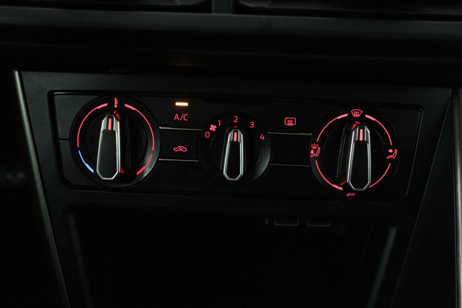 Volkswagen Polo 1.0 TSI Comfortline (NAVIGATIE, DIGITALE COCKPIT, CRUISE CONTROL ADAPTIEF, PARKEERSENSOREN)