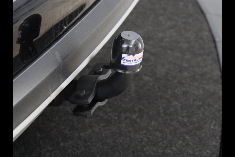 Ford Focus 1.5 EcoBoost Active X | Trekhaak | Adaptive cruise | Carplay | Camera | Digital Cockpit | Keyless | Full LED | Navigatie | Parkeerhulp | Climate control | Bluetooth