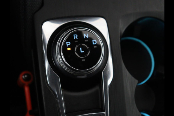 Ford Focus 1.5 EcoBoost Active X | Trekhaak | Adaptive cruise | Carplay | Camera | Digital Cockpit | Keyless | Full LED | Navigatie | Parkeerhulp | Climate control | Bluetooth