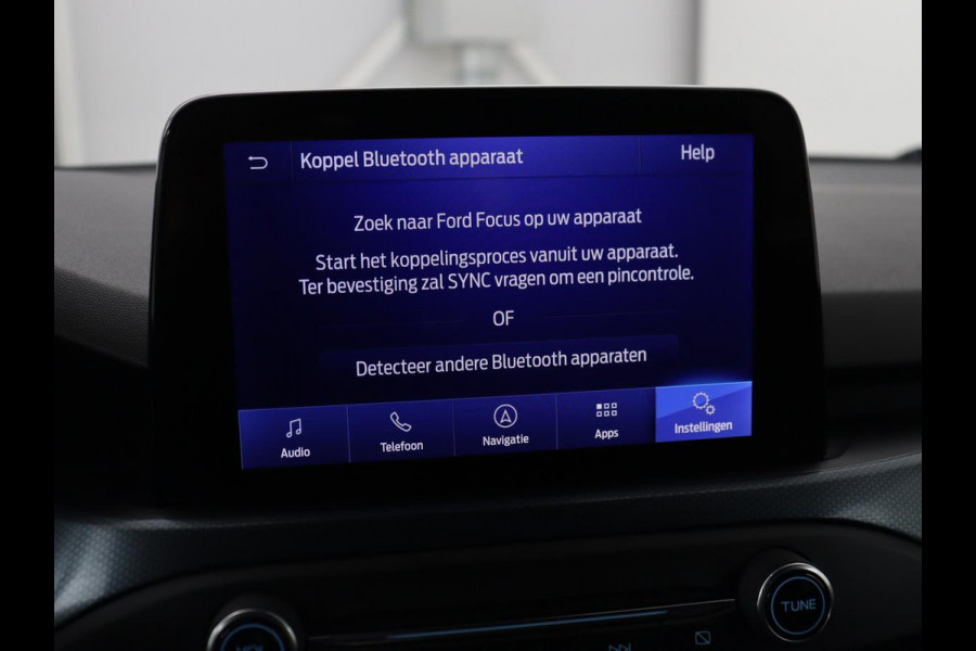 Ford Focus 1.5 EcoBoost Active X | Trekhaak | Adaptive cruise | Carplay | Camera | Digital Cockpit | Keyless | Full LED | Navigatie | Parkeerhulp | Climate control | Bluetooth