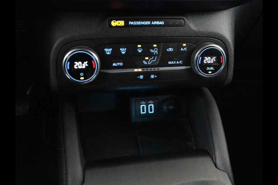 Ford Focus 1.5 EcoBoost Active X | Trekhaak | Adaptive cruise | Carplay | Camera | Digital Cockpit | Keyless | Full LED | Navigatie | Parkeerhulp | Climate control | Bluetooth