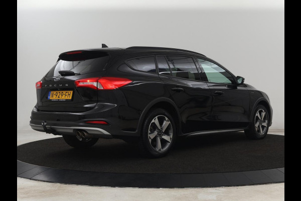 Ford Focus 1.5 EcoBoost Active X | Trekhaak | Adaptive cruise | Carplay | Camera | Digital Cockpit | Keyless | Full LED | Navigatie | Parkeerhulp | Climate control | Bluetooth