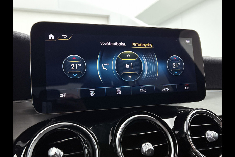 Mercedes-Benz GLC Coupé 300 e 4MATIC Plugin Hybride AMG Line | Digitale Cockpit | Leder | rode remklauwen | Panamericana Grille | Premium pakket Inclusief 24 maanden Mercedes-Benz Certified garantie voor Europa.