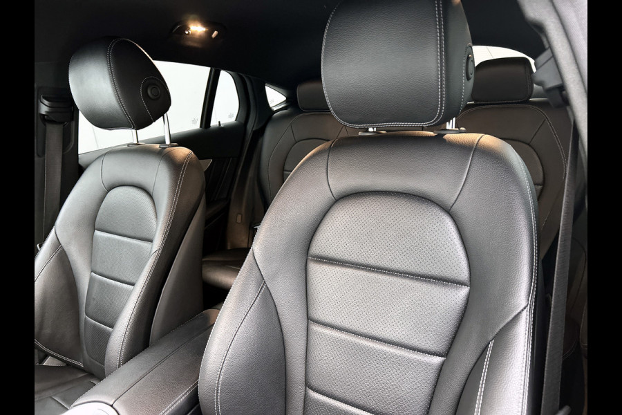 Mercedes-Benz GLC Coupé 300 e 4MATIC Plugin Hybride AMG Line | Digitale Cockpit | Leder | rode remklauwen | Panamericana Grille | Premium pakket Inclusief 24 maanden Mercedes-Benz Certified garantie voor Europa.