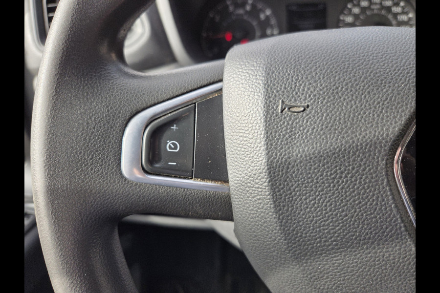 Renault Master 2.3 dCi 150PK Lowliner Automaat Airco Cruisecontrol 1140Kg Laadvermogen