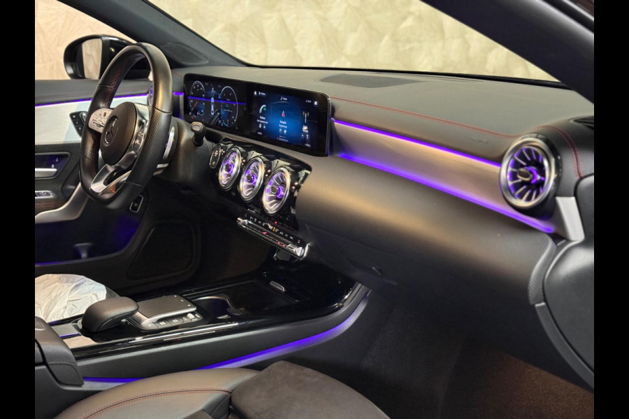 Mercedes-Benz CLA-Klasse 200 Business Solution AMG | Pano | Memory | Multibeam | Keyless | Sfeerverlichting