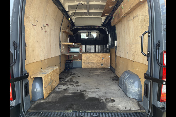 Renault Master T35 2.3 dCi 150pk L3H3 Energy Comfort / vaste prijs rijklaar € 21.950 ex btw / lease vanaf € 358 / ideaal voor camper ombouw / omvormer / standkachel / trekhaak