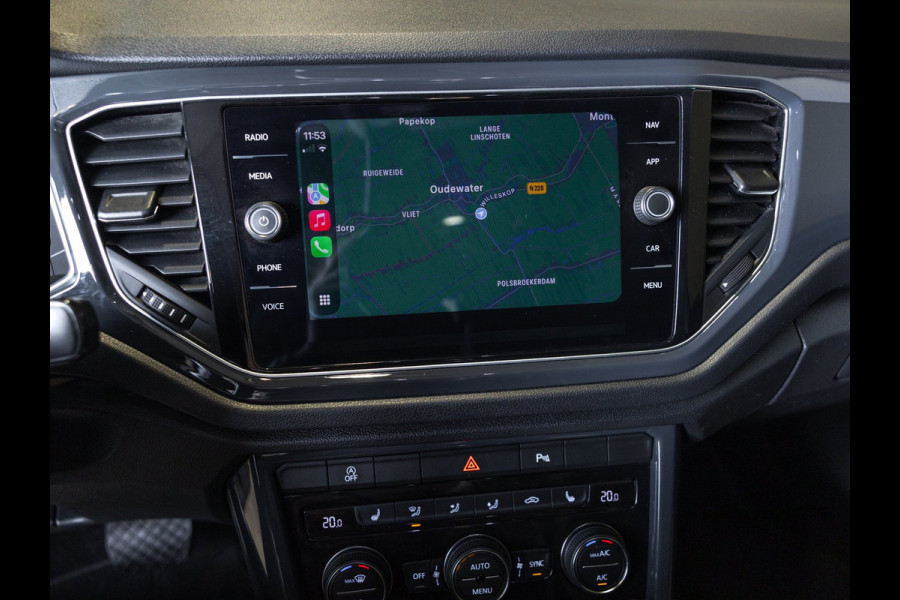 Volkswagen T-Roc 1.5 TSI Style / 150pk / Lederen bekleding / Airco / Achteruitrijcamera / Stoelverwarming / Cruise