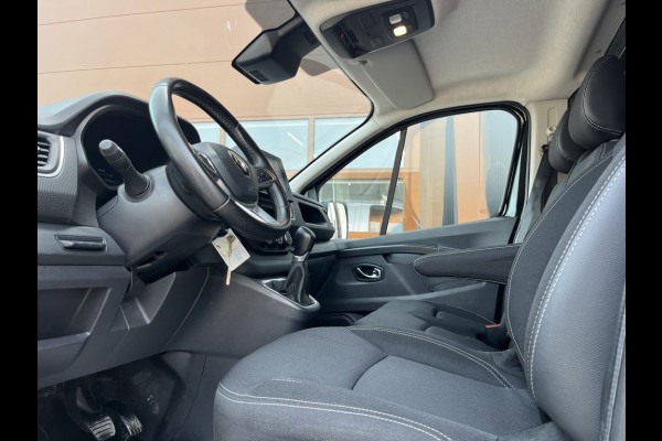 Renault Trafic 2.0 dCi 150 E6 L2 Work Edition 3 Zits Lease €372 p/m, Airco, Navi Carplay, PDC, Led, Imperiaal, Trekhaak, Cruise controle, Onderhoudshistorie aanwezig