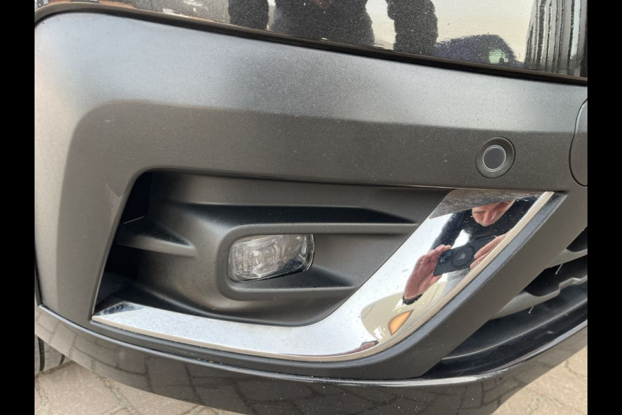 Renault Trafic 2.0 dCi 150 E6 L2 Work Edition 3 Zits Lease €372 p/m, Airco, Navi Carplay, PDC, Led, Imperiaal, Trekhaak, Cruise controle, Onderhoudshistorie aanwezig