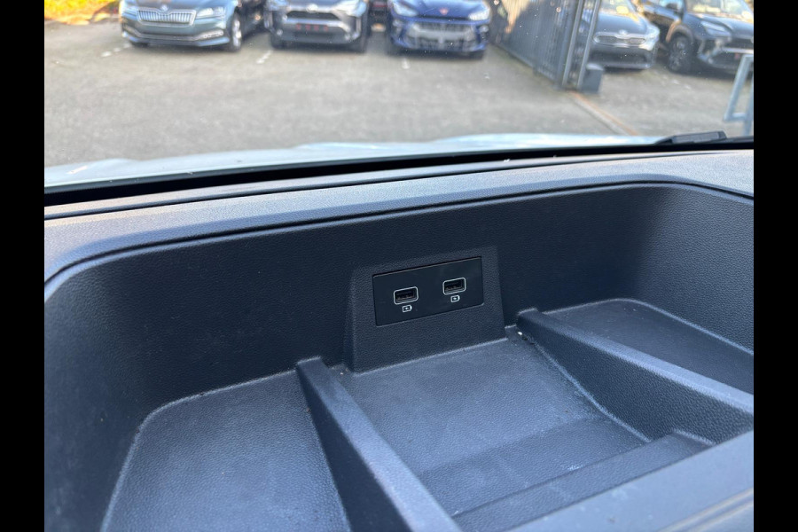 Renault Trafic T30 L2H1 150PK AUTOMAAT LED AIRCO CRUISE CONTROL CAMERA NAVIGATIE CARPLAY