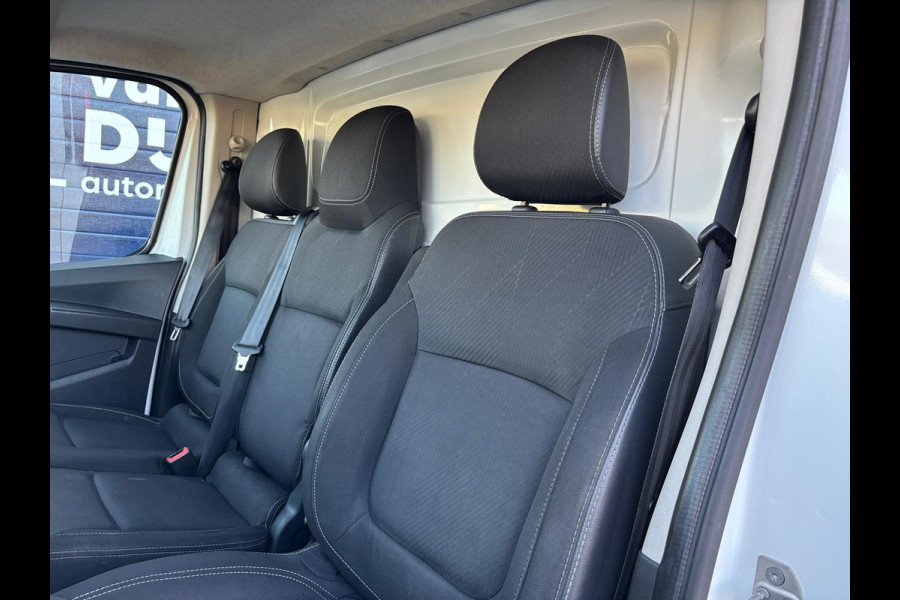 Renault Trafic T30 L2H1 150PK AUTOMAAT LED AIRCO CRUISE CONTROL CAMERA NAVIGATIE CARPLAY