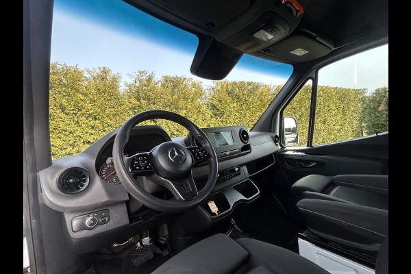 Mercedes-Benz Sprinter 315 CDI 150 PK AUTOMAAT RWD / DUBBEL-CABINE / L2H2 / 3.5T TREKHAAK / 5 PERSOONS / AIRCO / CRUISE / NAVI / CAMERA