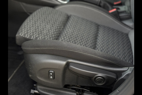 Opel Astra Sports Tourer 1.2 Business Edition | Carplay/Android, PDC, Cruise, Climate, Trekhaak | NAP |