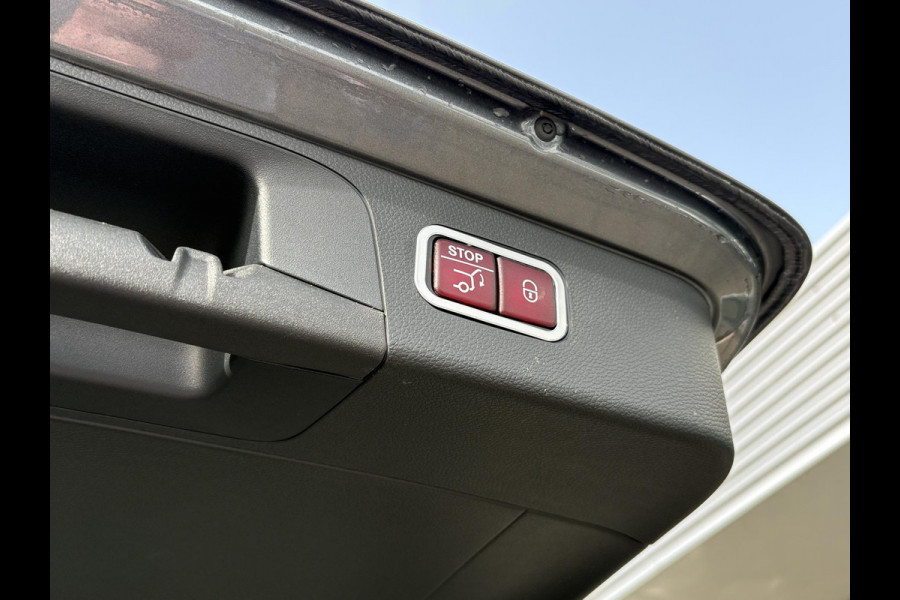 Mercedes-Benz GLC 300e 4MATIC AMG Line 320pk | PHEV | Panoramadak | Stoelverwarming | Burmeister | 360 Camera | Adaptive Cruise |