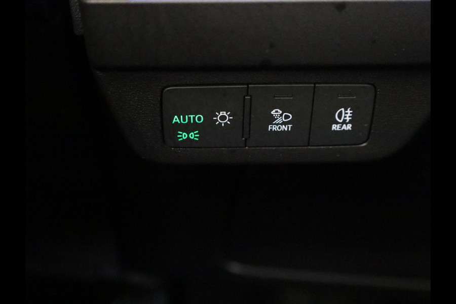 Audi Q4 e-tron 40 S-line 77kWh 204pk | SOH 94% | Panoramadak| Navigatie | Parkeercamera | Lederen bekleding | Keyless pakket | Head up display