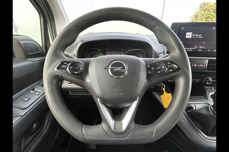 Opel Combo 1.5D 102 PK / L2H1 / 1e EIGENAAR / INRICHTING / AIRCO / CRUISE / NAVI / APPLE CARPLAY