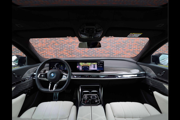 BMW 7 Serie M760e xDrive | Full option! - Theatre screen - Sky - Trekhaak