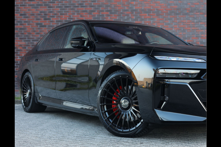 BMW 7 Serie M760e xDrive | Full option! - Theatre screen - Sky - Trekhaak