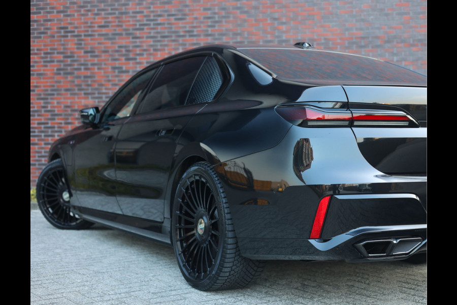 BMW 7 Serie M760e xDrive | Full option! - Theatre screen - Sky - Trekhaak