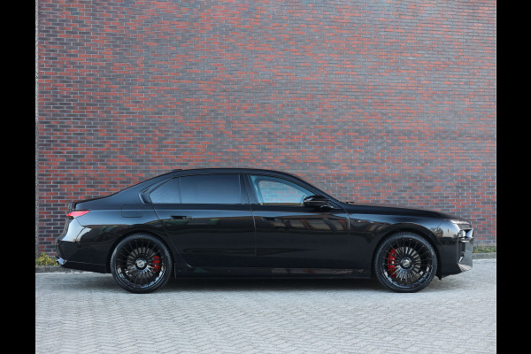 BMW 7 Serie M760e xDrive | Full option! - Theatre screen - Sky - Trekhaak