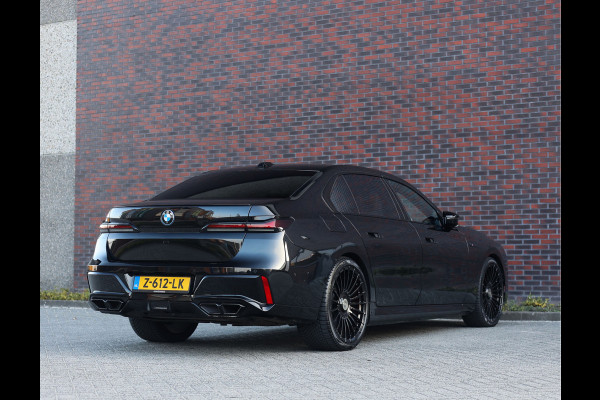 BMW 7 Serie M760e xDrive | Full option! - Theatre screen - Sky - Trekhaak