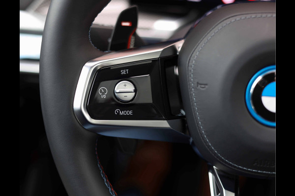 BMW 7 Serie M760e xDrive | Full option! - Theatre screen - Sky - Trekhaak