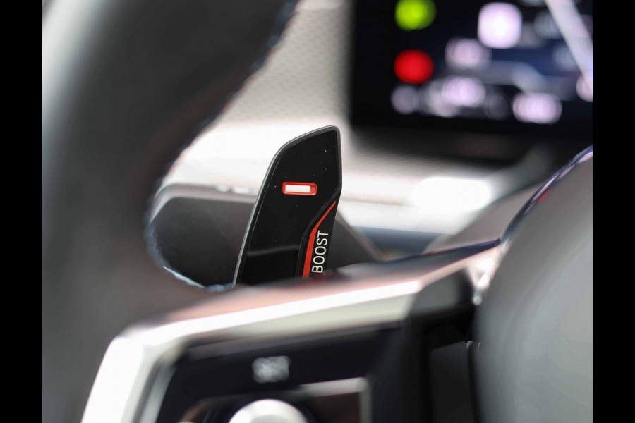 BMW 7 Serie M760e xDrive | Full option! - Theatre screen - Sky - Trekhaak